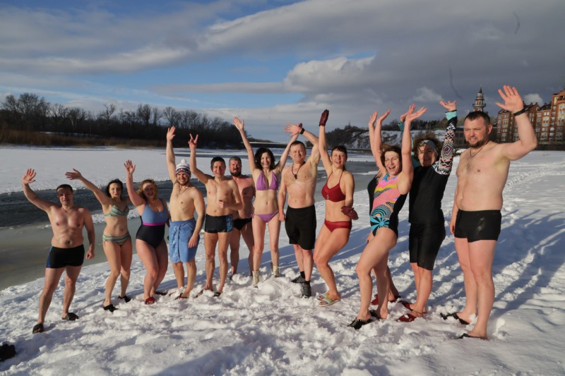 Ледяной заплыв